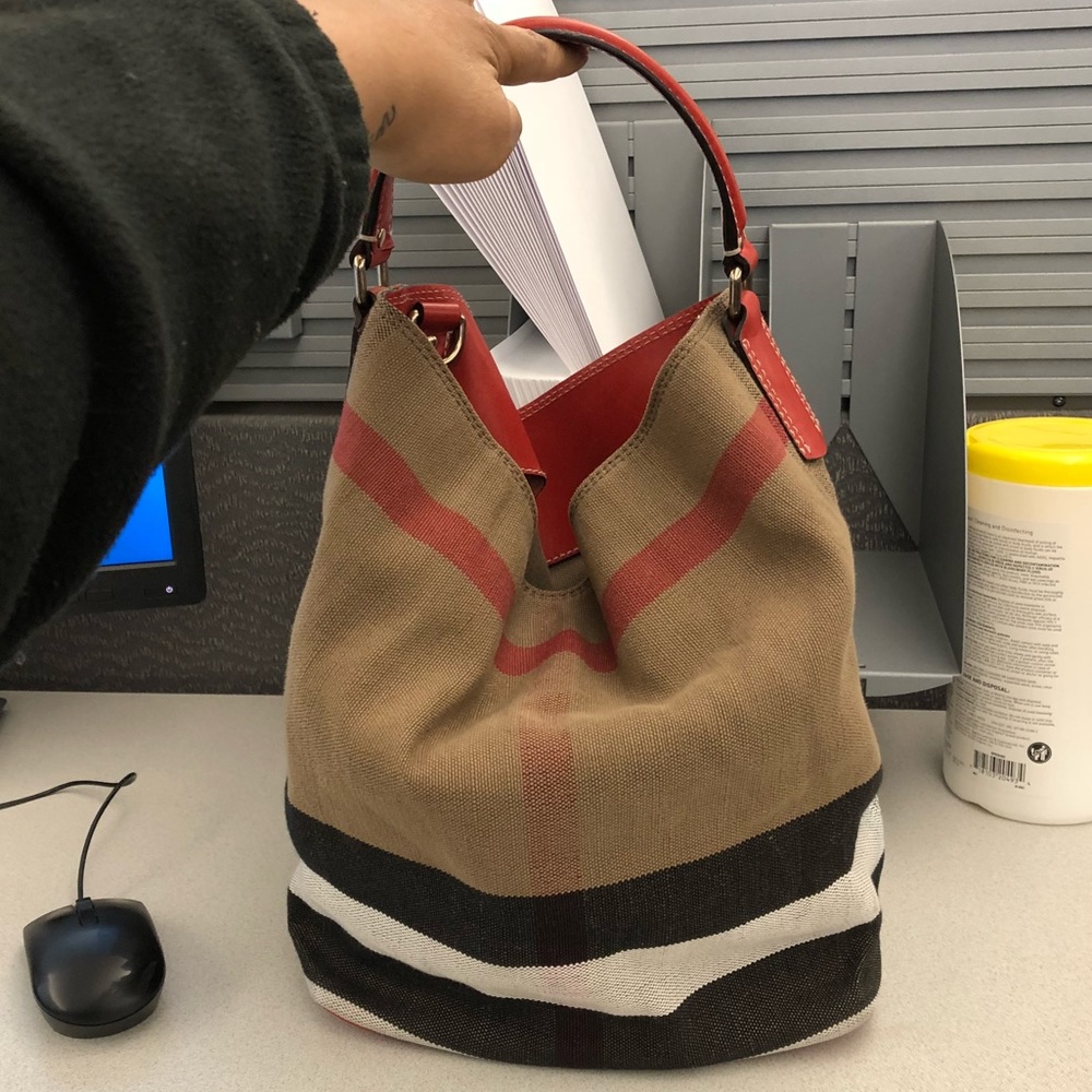 Burberry hobo